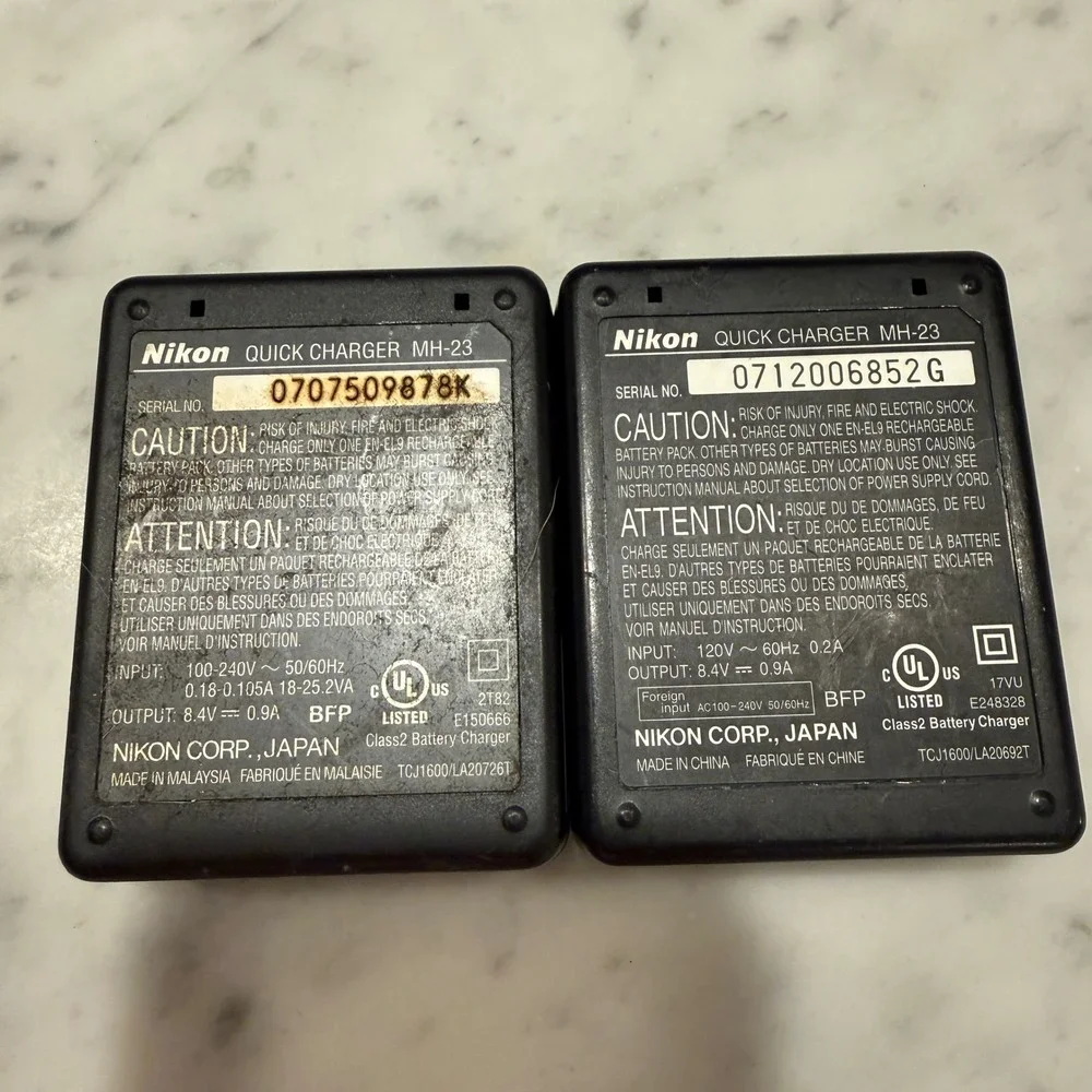 Nikon‎ MH-23 Quick Charger Lot of 2 with EN-EL9 Battery untested